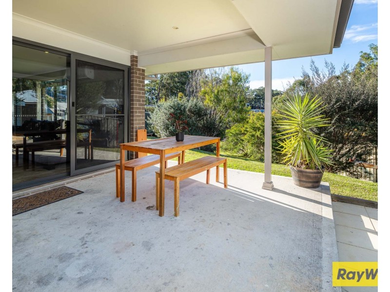 4 Bowerbird Place, Malua Bay NSW 2536