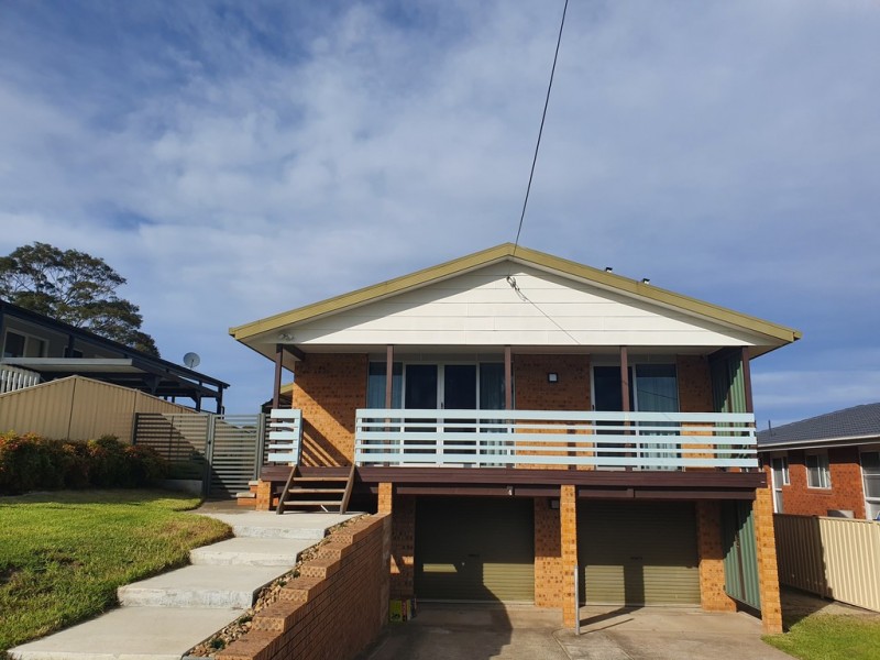 4 Joseph Street, Batehaven NSW 2536