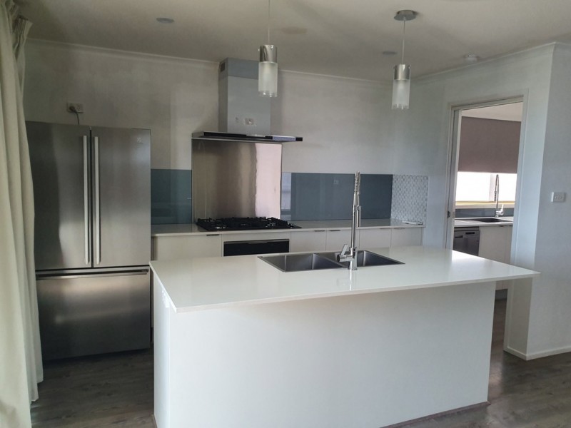 4 Joseph Street, Batehaven NSW 2536