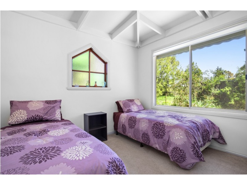 1 Connells Close, Mossy Point NSW 2537