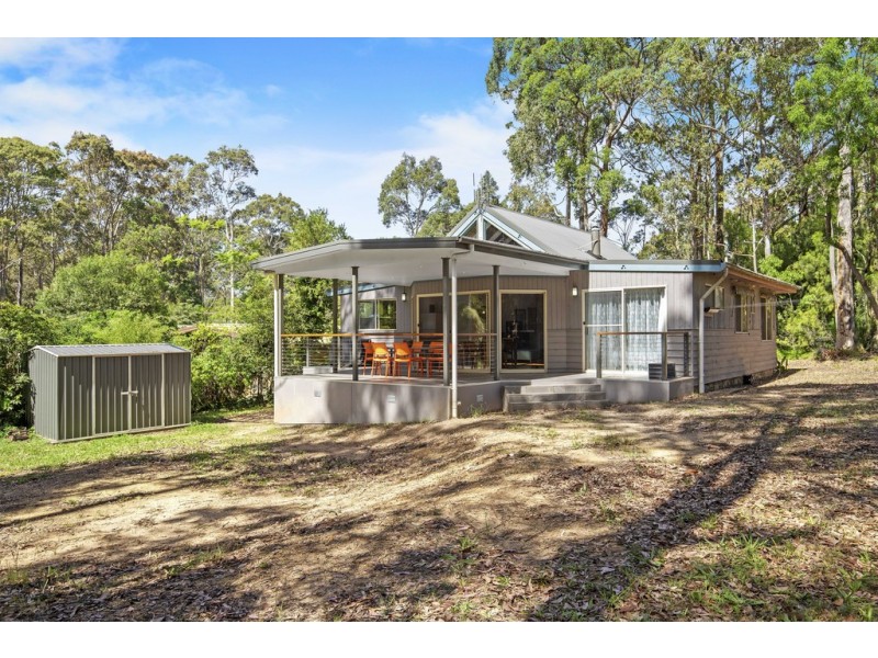 1 Connells Close, Mossy Point NSW 2537