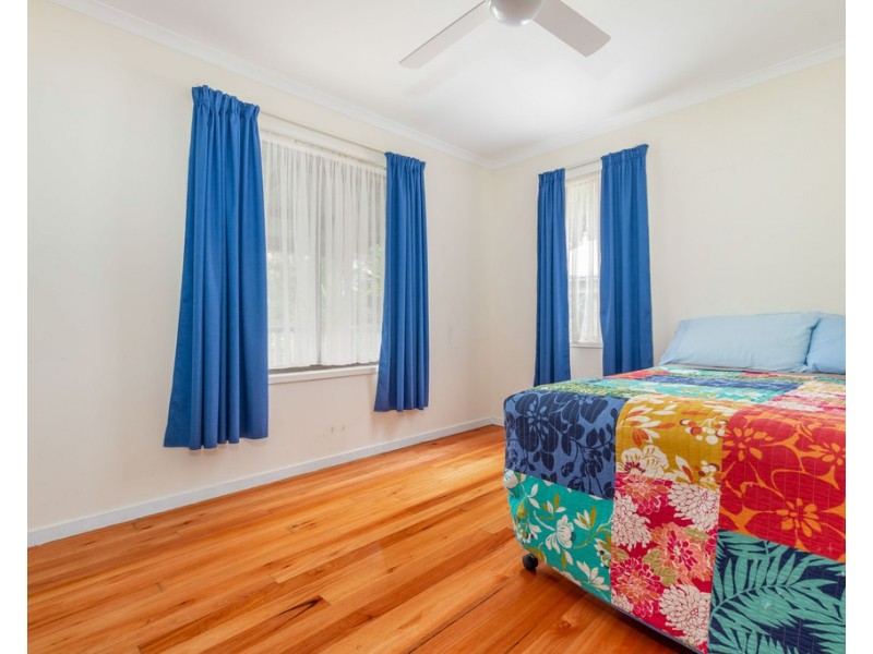 24 Tomakin Place, Tomakin NSW 2537