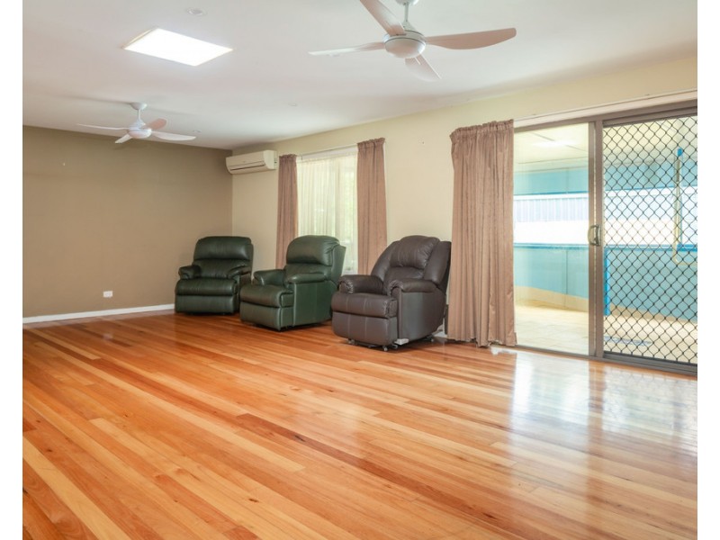 24 Tomakin Place, Tomakin NSW 2537