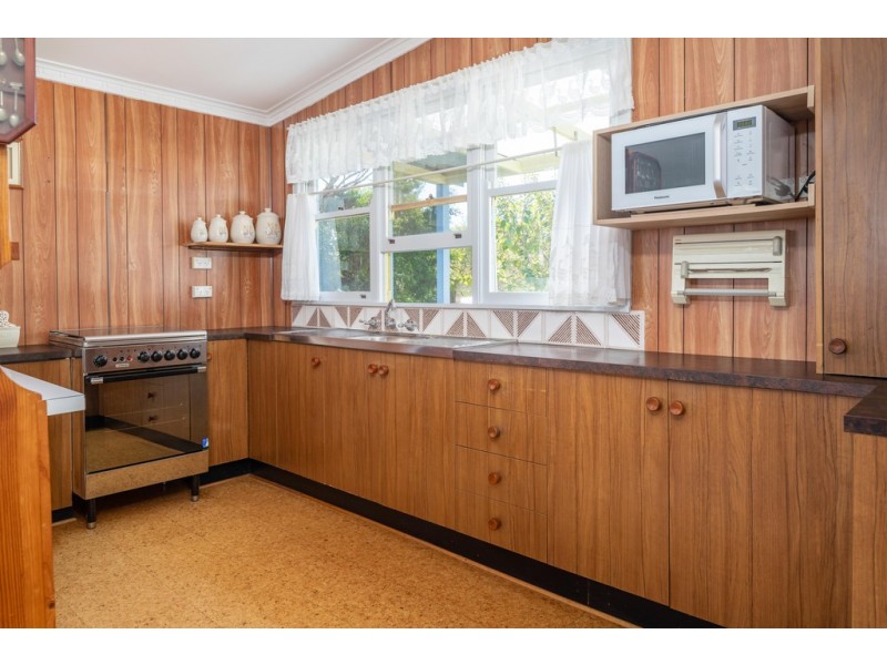 74 Sunpatch Parade, Tomakin NSW 2537