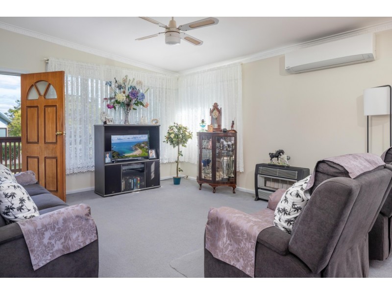 74 Sunpatch Parade, Tomakin NSW 2537