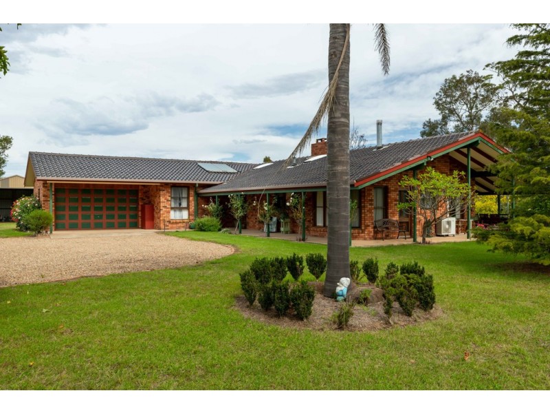 415 Meadows Road, Moruya NSW 2537