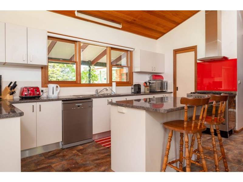 415 Meadows Road, Moruya NSW 2537