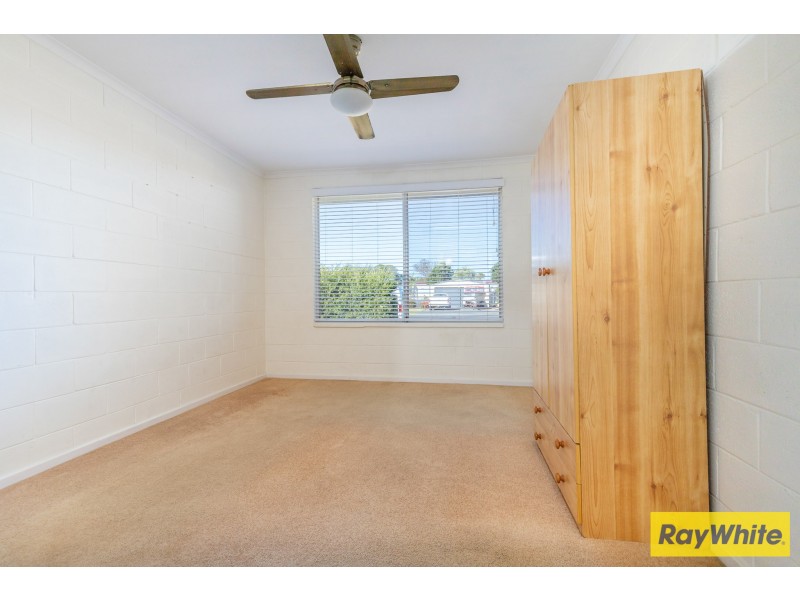 4 Yarralumla Crescent, Tomakin NSW 2537