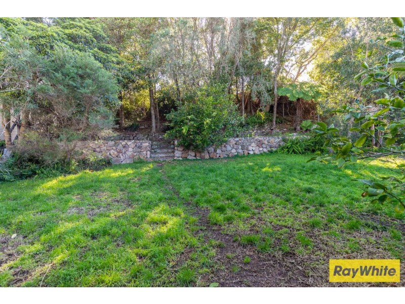 4 Yarralumla Crescent, Tomakin NSW 2537