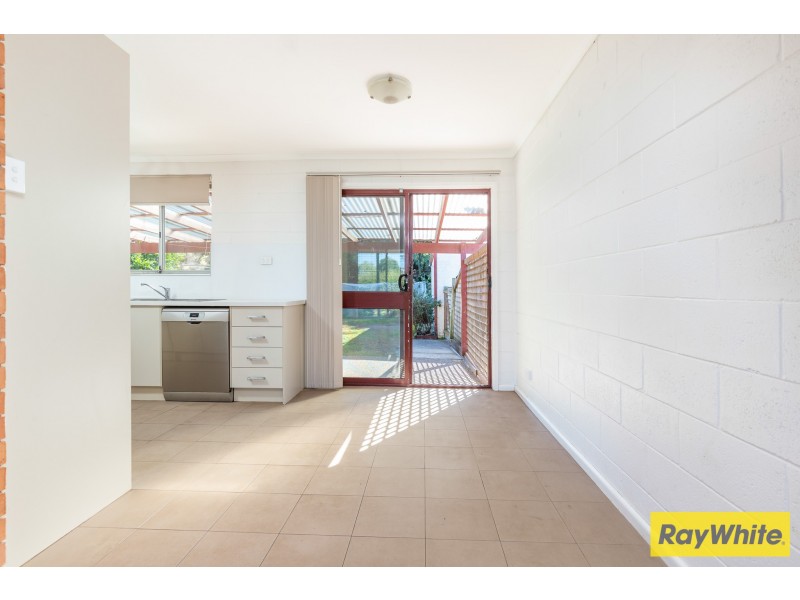 4 Yarralumla Crescent, Tomakin NSW 2537