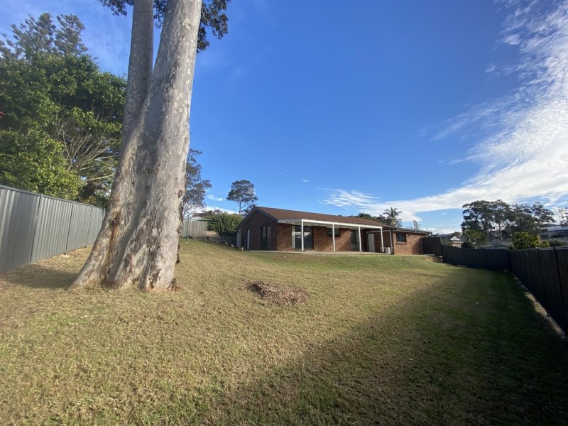 25 Wills Crescent, Surf Beach NSW 2536