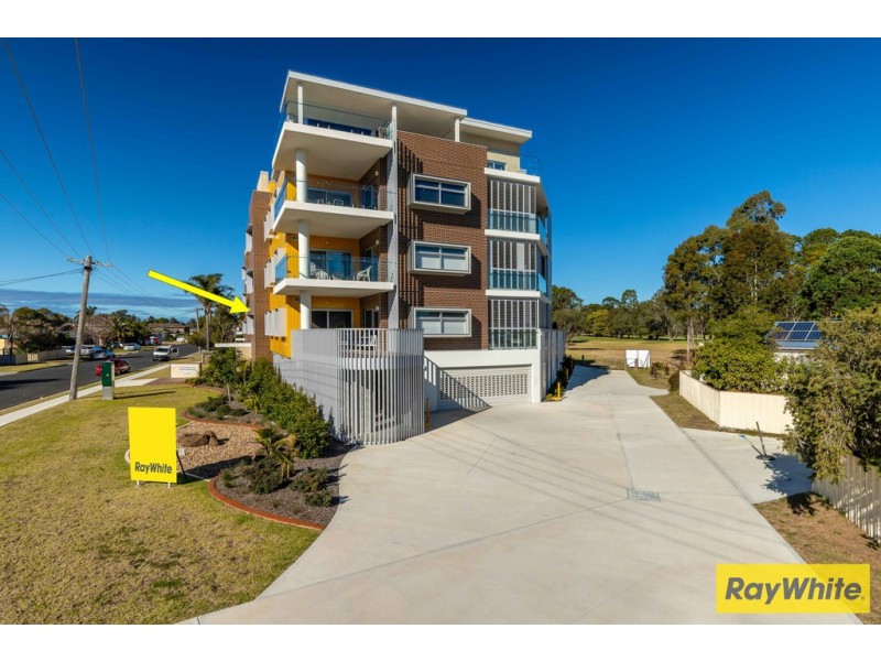 4/30 Golf Links Drive, Batemans Bay NSW 2536