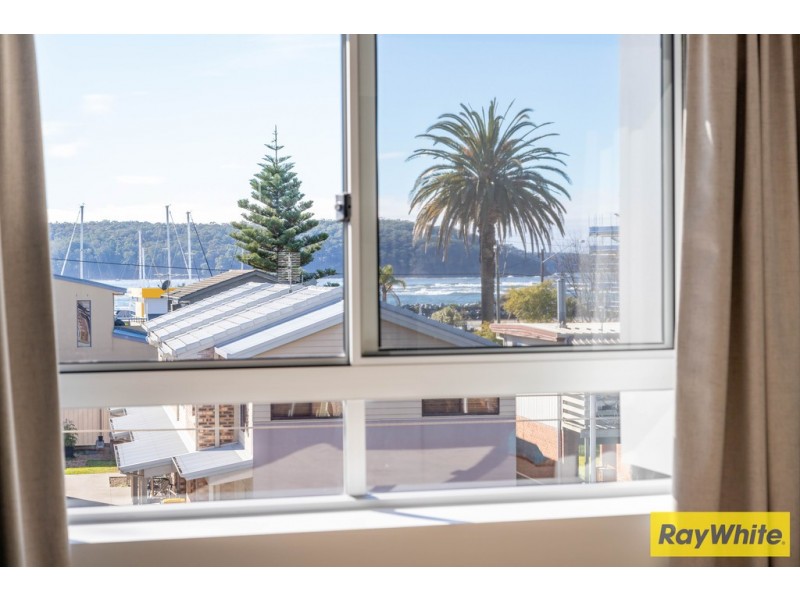 4/30 Golf Links Drive, Batemans Bay NSW 2536