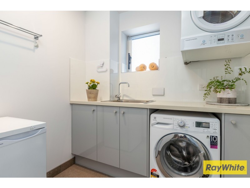 4/30 Golf Links Drive, Batemans Bay NSW 2536