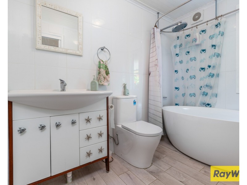 433 George Bass Drive, Malua Bay NSW 2536