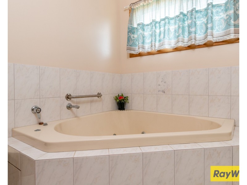 12 Sylvan Street, Malua Bay NSW 2536