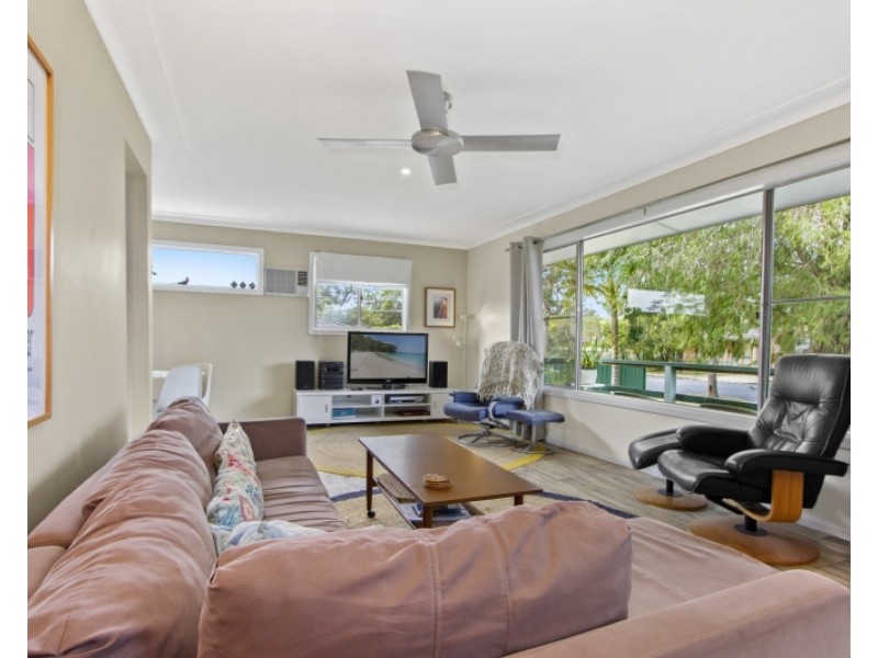 53 Clarke Street, Broulee NSW 2537