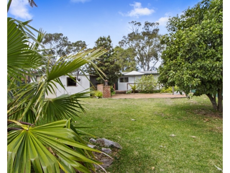 53 Clarke Street, Broulee NSW 2537