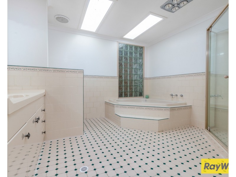 4 Spencer Street, Moruya NSW 2537