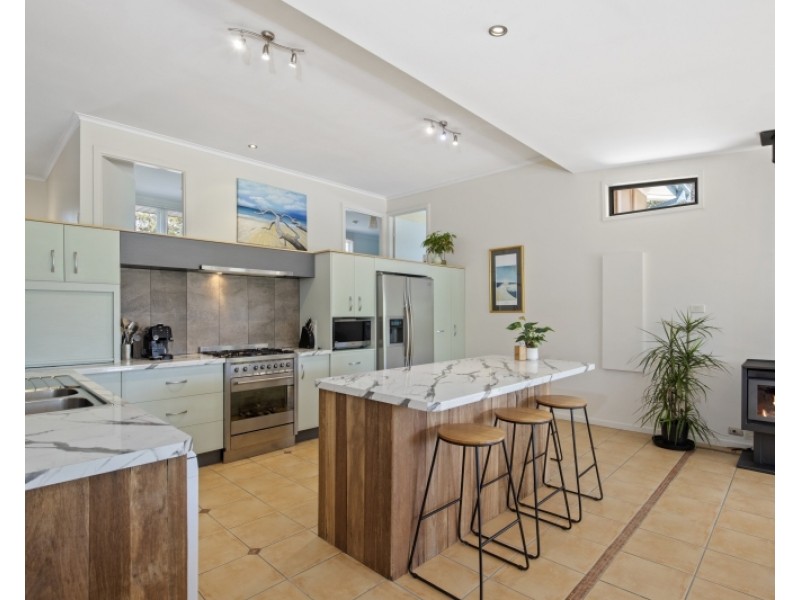 73 Grant Street, Broulee NSW 2537