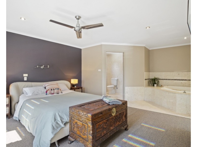 73 Grant Street, Broulee NSW 2537