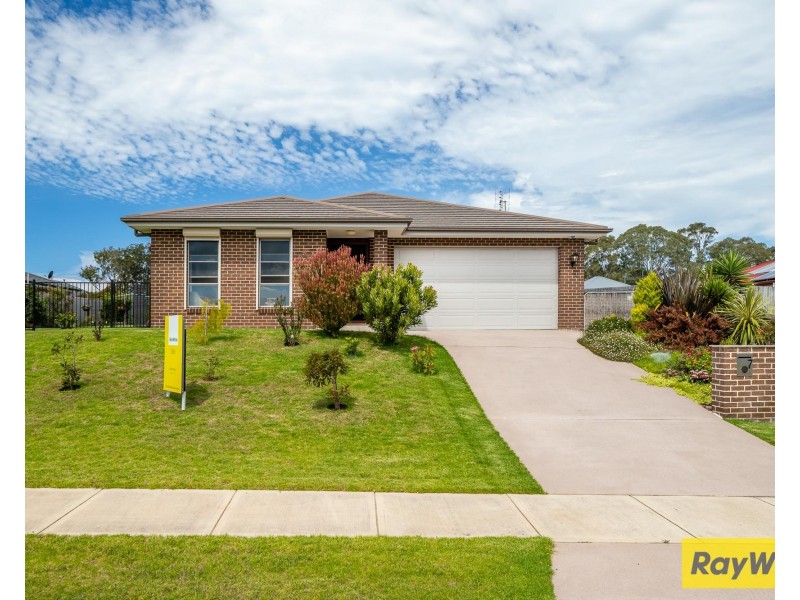 7 Braemar Drive, Moruya NSW 2537
