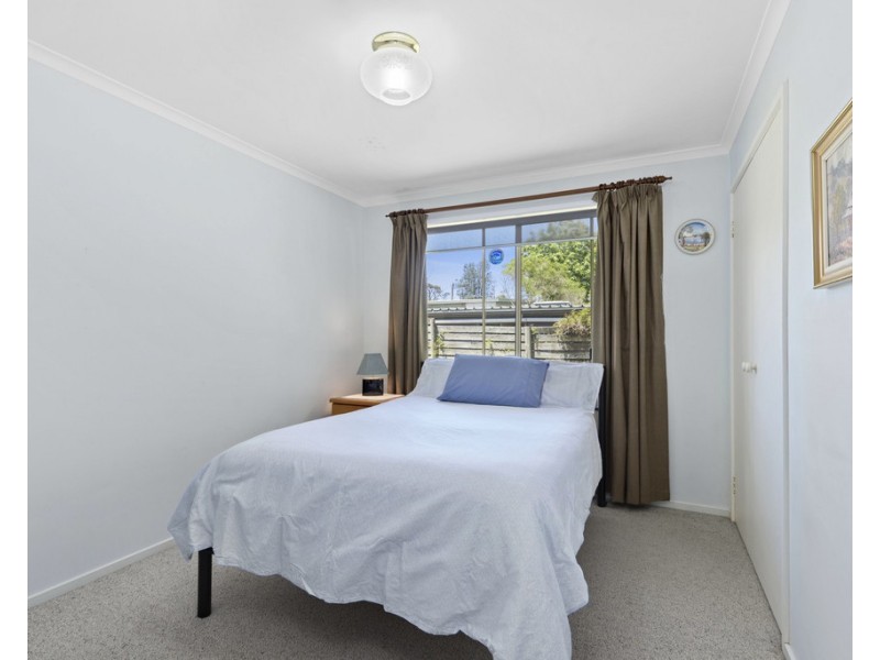 16 Imlay Street, Broulee NSW 2537