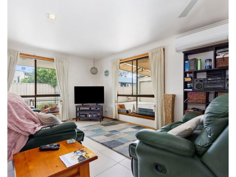 64 Ainslie Parade, Tomakin NSW 2537