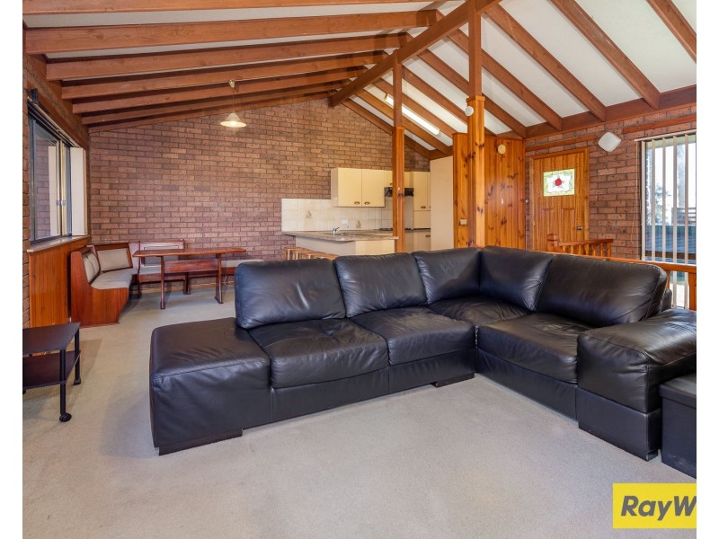 2/31 Bronte Crescent, Sunshine Bay NSW 2536