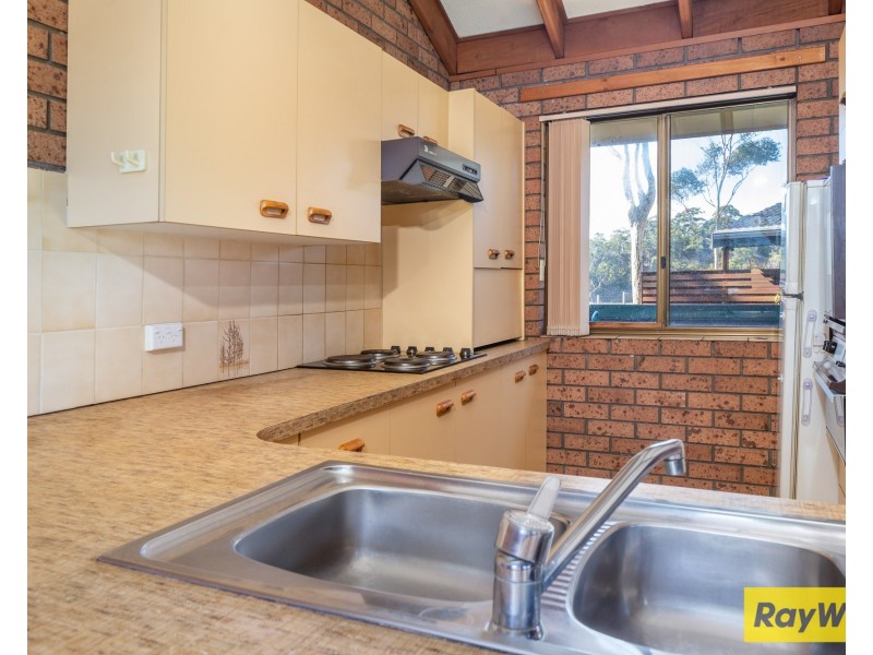 2/31 Bronte Crescent, Sunshine Bay NSW 2536