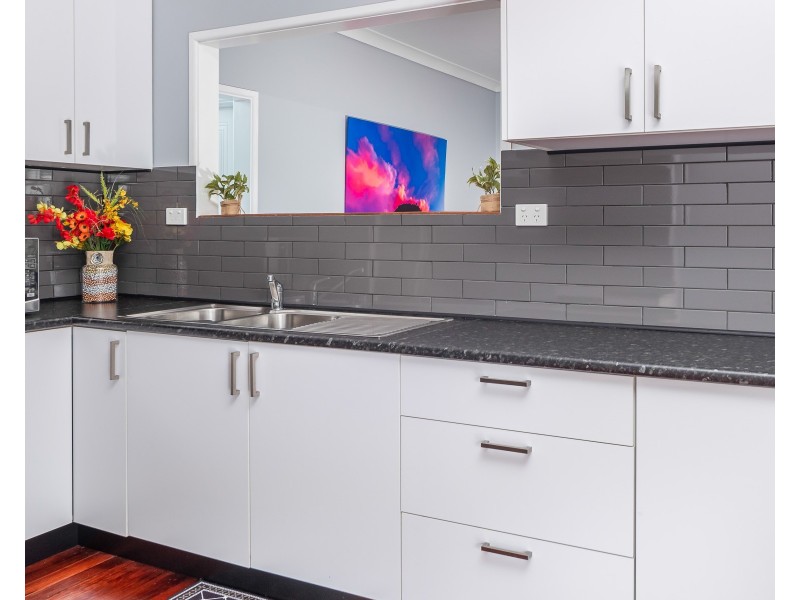 5 Thomas Street, Moruya NSW 2537