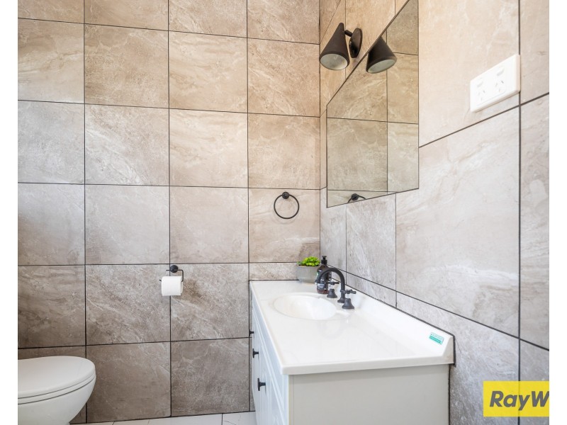 5 Thomas Street, Moruya NSW 2537