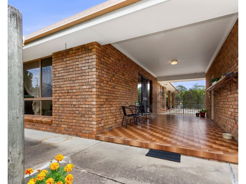 12 Larmer Close, Broulee NSW 2537