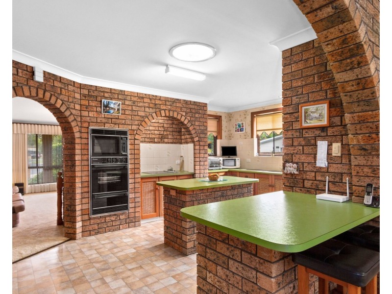 12 Larmer Close, Broulee NSW 2537