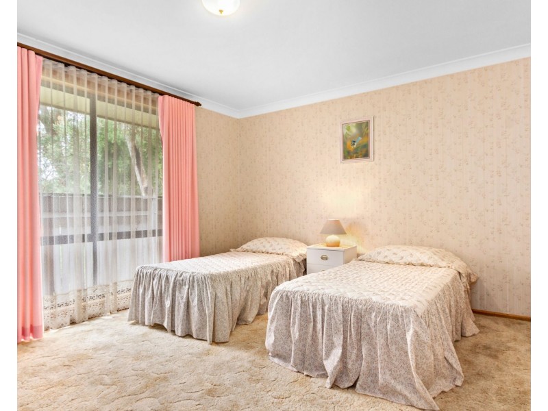 12 Larmer Close, Broulee NSW 2537