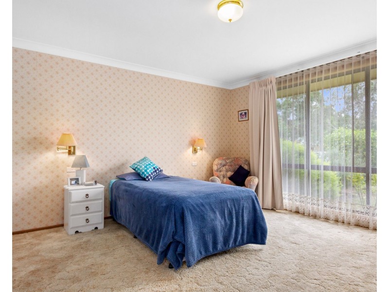 12 Larmer Close, Broulee NSW 2537