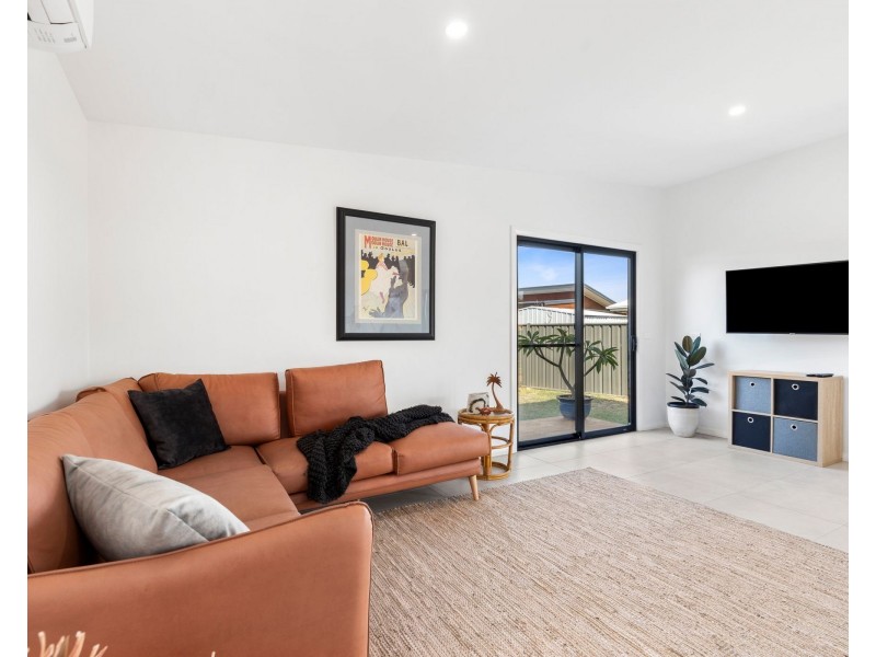12b Woolabar Drive, Broulee NSW 2537