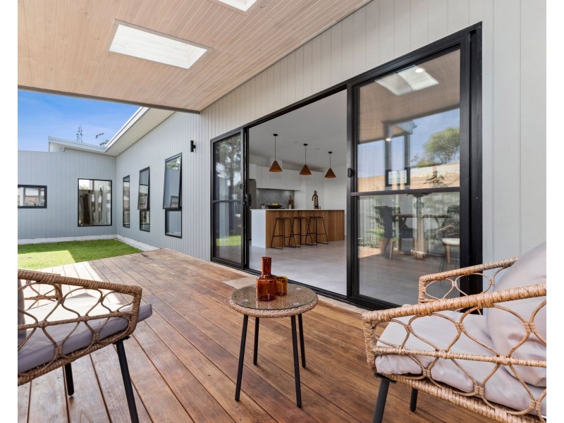 12b Woolabar Drive, Broulee NSW 2537