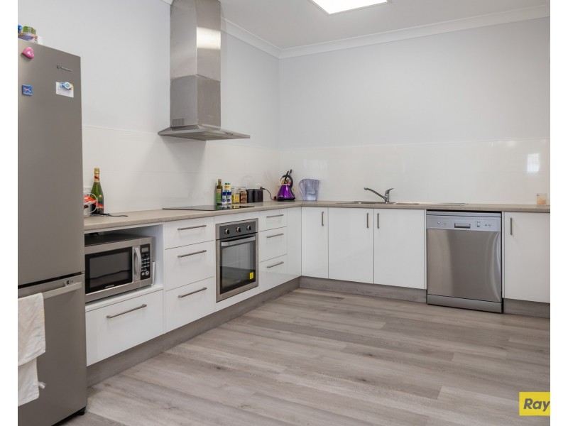 10 Correa Place, Catalina NSW 2536