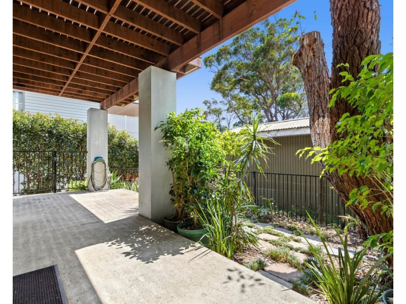 2/13 Coronation Drive, Broulee NSW 2537