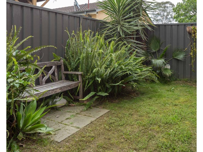 3/2 Foam Street, Surfside NSW 2536