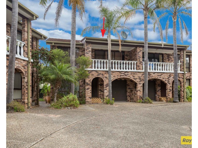 3/2 Foam Street, Surfside NSW 2536