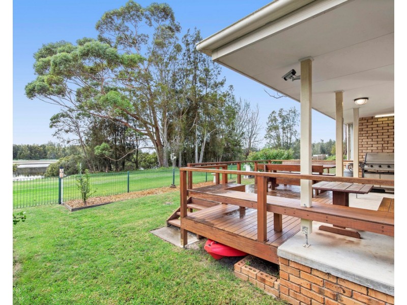 219 Annetts Parade, Mossy Point NSW 2537