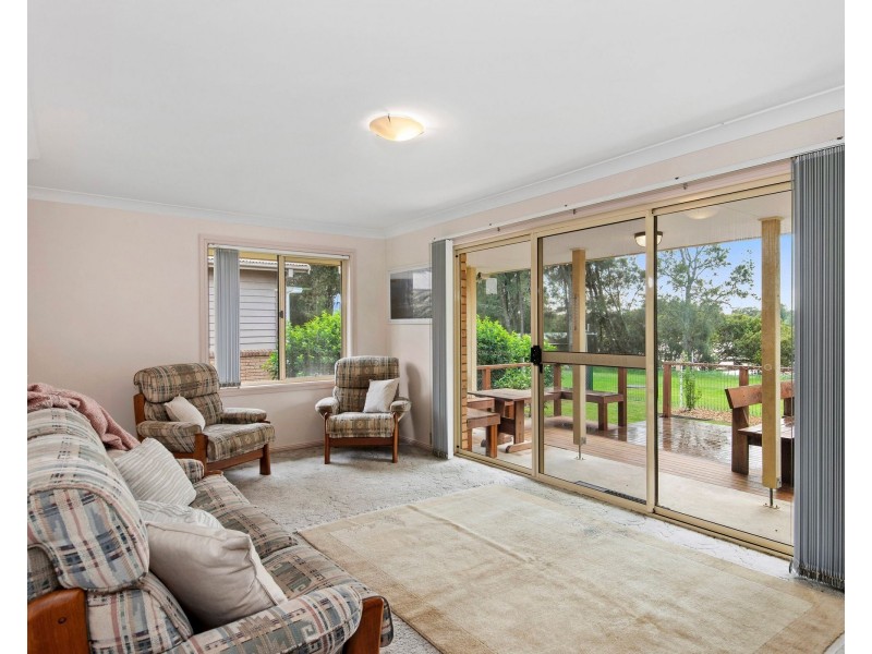 219 Annetts Parade, Mossy Point NSW 2537