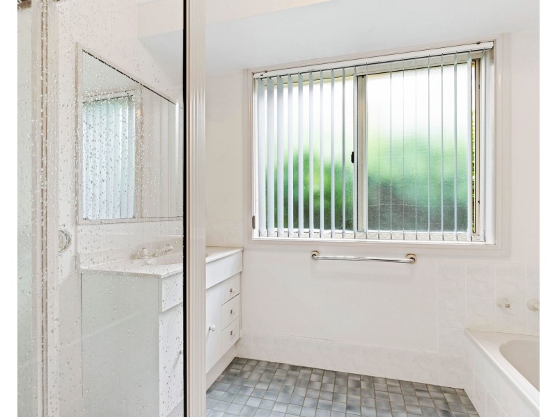 219 Annetts Parade, Mossy Point NSW 2537