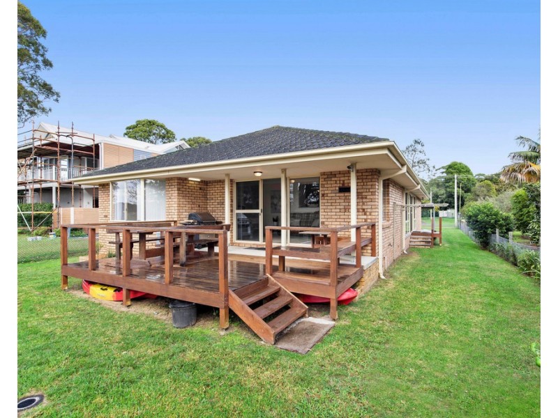 219 Annetts Parade, Mossy Point NSW 2537