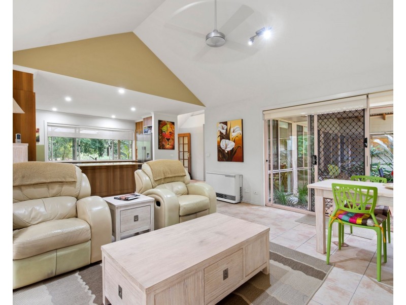 4 River Link Road, Mossy Point NSW 2537