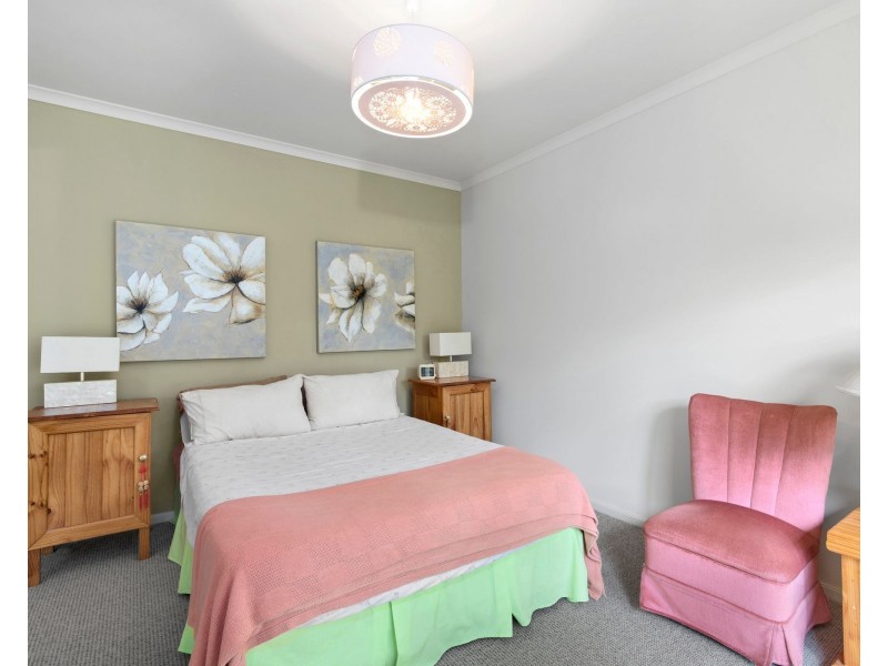 4 River Link Road, Mossy Point NSW 2537