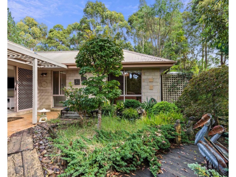 4 River Link Road, Mossy Point NSW 2537