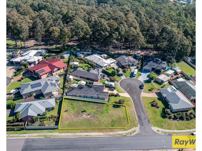 1 Dampier Place, Sunshine Bay NSW 2536